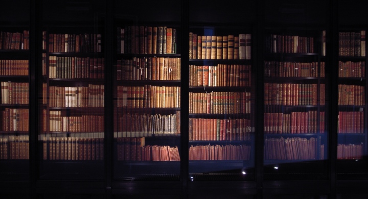 Book stacks, British Library by Steve Cadman